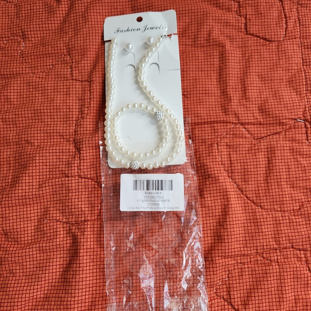 Fashion jewelry